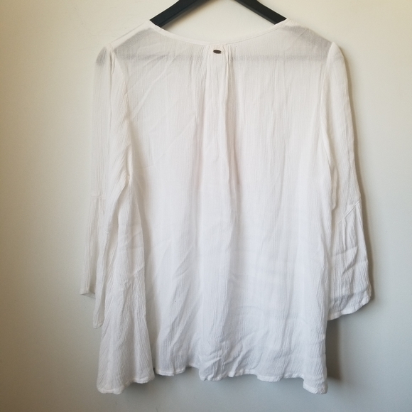O'Neill women's white flowy Bell sleeve blouse - Picture 2 of 12